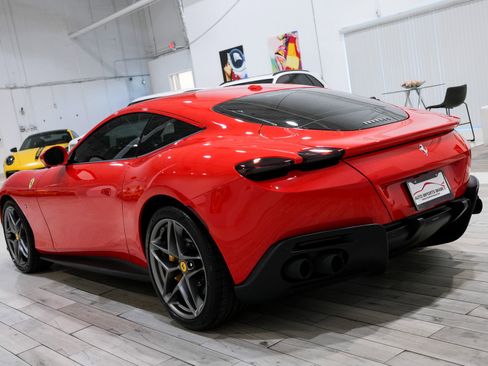 Used 2023 Ferrari Roma image 13