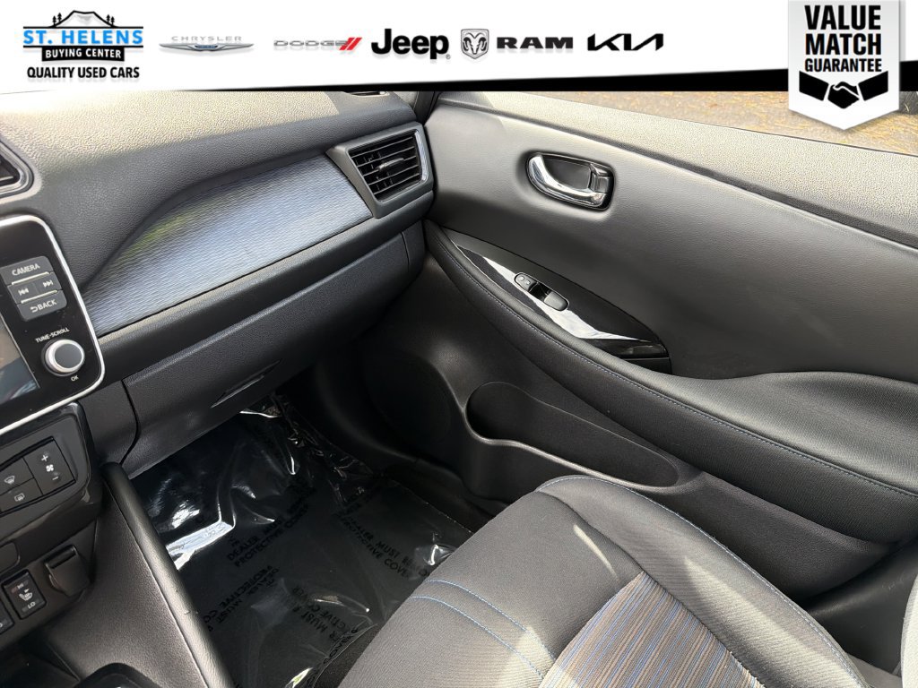 Used 2022 Nissan Leaf SV FWD image 28