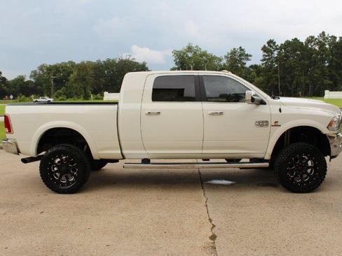 Used 2018 RAM 2500 Longhorn w/ Convenience Group AWD/4WD image 17