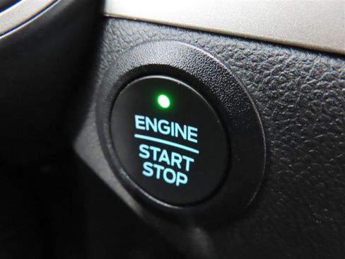 Used 2022 Ford Escape SE AWD/4WD image 15