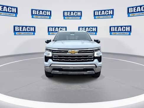 New 2026 Chevrolet Silverado 1500 LTZ w/ LTZ Premium Package AWD/4WD image 3