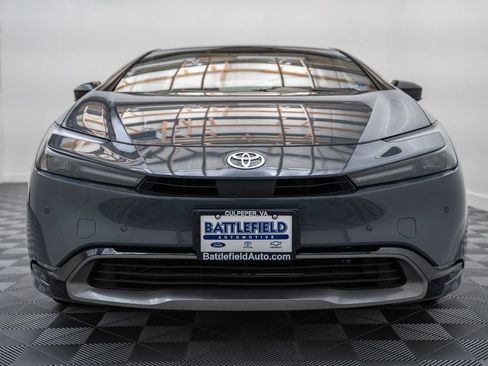 Certified 2023 Toyota Prius XLE FWD image 2
