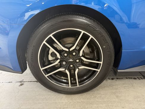 Used 2020 Ford Mustang GT Premium RWD image 6
