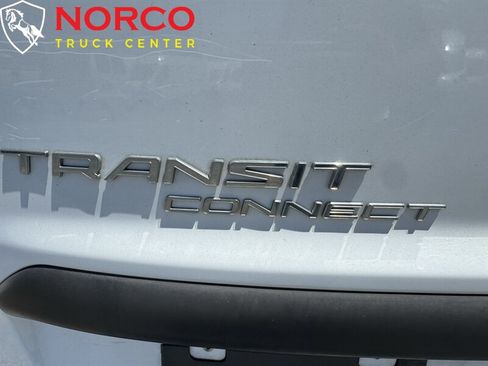 Used 2016 Ford Transit Connect XL FWD image 16
