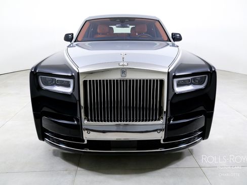 Used 2018 Rolls-Royce Phantom Sedan image 7