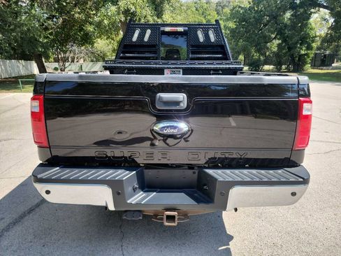 Used 2014 Ford F250 Lariat w/ Lariat Interior Package image 8