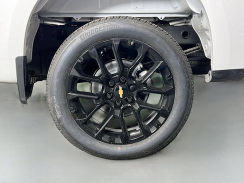 New 2026 Chevrolet Silverado 1500 LT w/ Leather Package AWD/4WD image 30