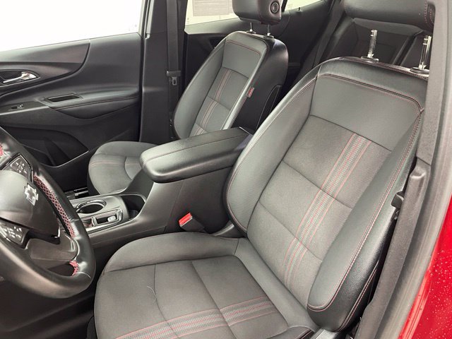 Used 2023 Chevrolet Equinox RS w/ LPO, Floor Liner Package AWD/4WD image 10