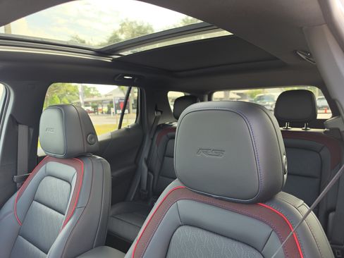 New 2026 Chevrolet Equinox RS w/ Convenience Package III FWD image 27