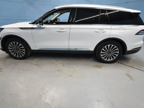 Used 2021 Lincoln Aviator Reserve w/ Elements Package Plus image 37