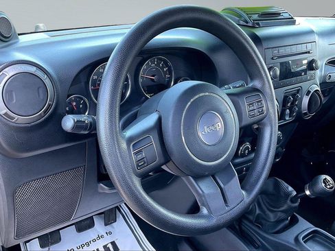Used 2012 Jeep Wrangler Sport AWD/4WD image 15