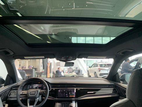 New 2026 Audi SQ8 Premium Plus image 19