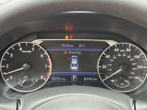 Used 2025 Nissan Altima 2.5 SV FWD image 40