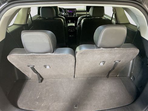 Used 2022 Kia Sorento EX w/ Panoramic Sunroof Package image 35