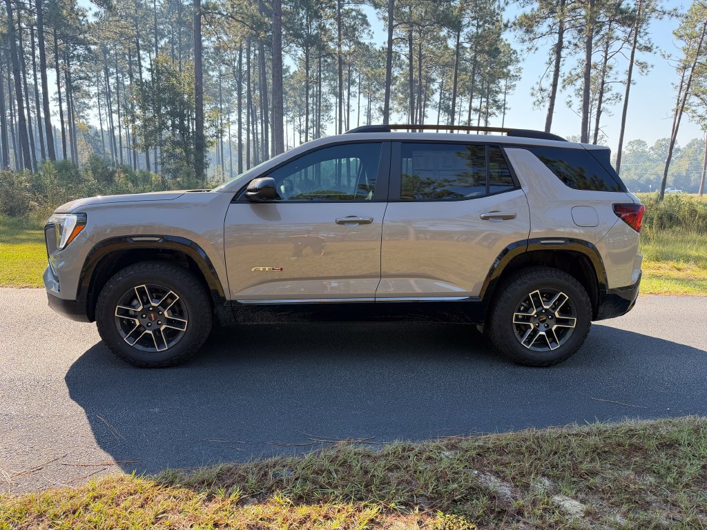 New 2027 GMC Terrain AT4 w/ Convenience Package III AWD/4WD image 2