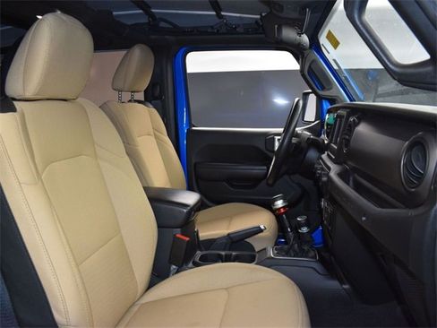 Used 2021 Jeep Wrangler Sport image 11