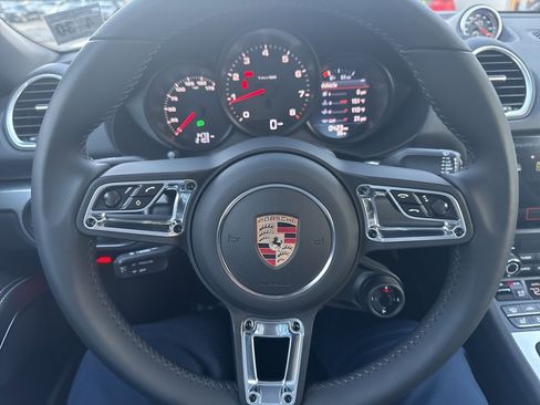 Used 2025 Porsche 718 Boxster image 27