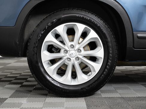 Used 2014 Kia Sorento EX image 40