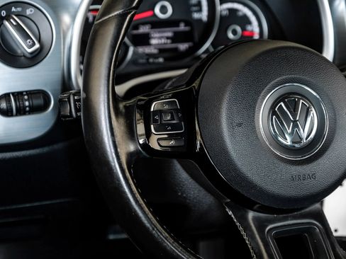 Used 2016 Volkswagen Beetle 1.8T Denim image 16