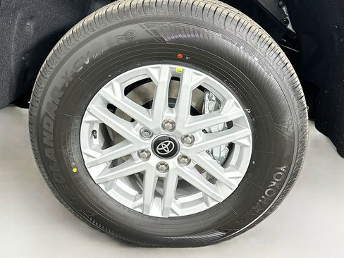 New 2026 Toyota Tundra SR5 image 31