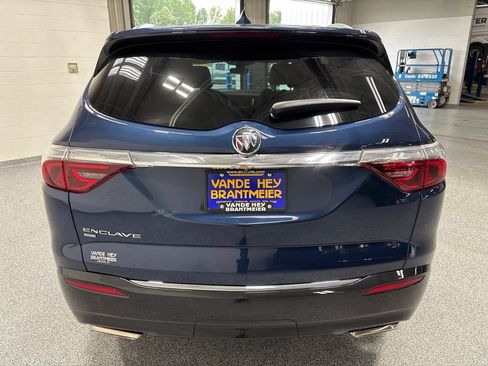 Used 2023 Buick Enclave Essence AWD/4WD image 6
