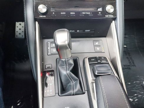 Used 2017 Lexus IS 200t F Sport w/ F Sport Package RWD image 27