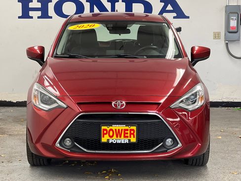 Used 2020 Toyota Yaris XLE image 8