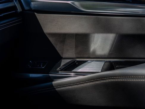 Used 2026 Cadillac Escalade ESV Sport w/ LPO, ONYX Package image 15