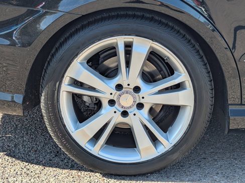 Used 2013 Mercedes-Benz E 350 Sedan image 10