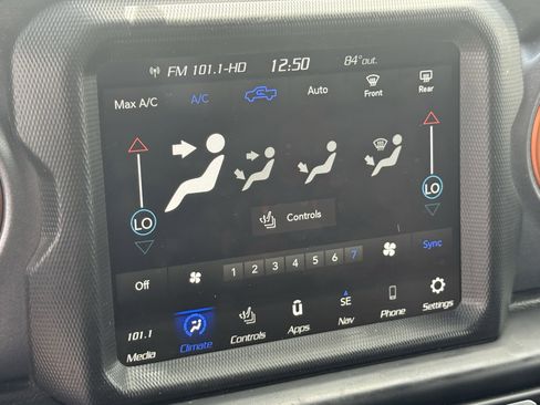 Used 2022 Jeep Gladiator Mojave w/ LED Lighting Group image 18