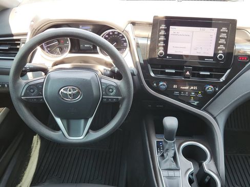 Used 2023 Toyota Camry LE FWD image 31
