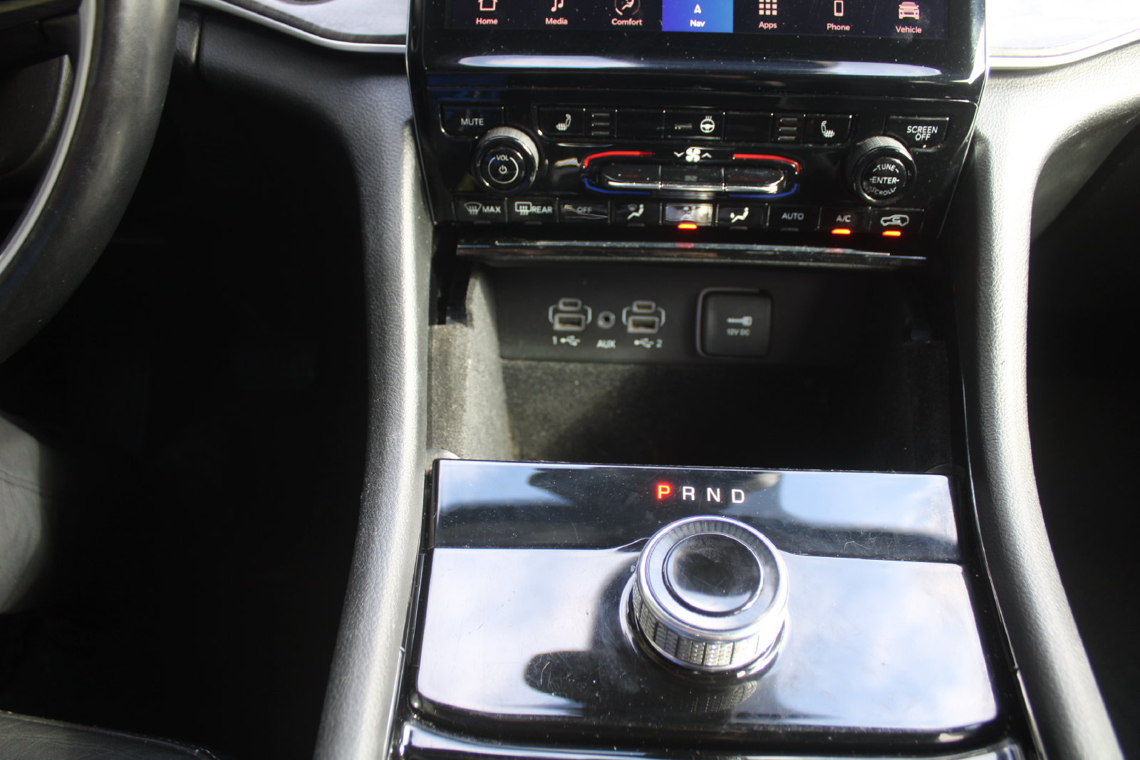 Used 2022 Jeep Grand Cherokee L Limited RWD image 38