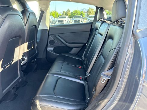 Used 2023 Tesla Model Y Long Range AWD/4WD image 13