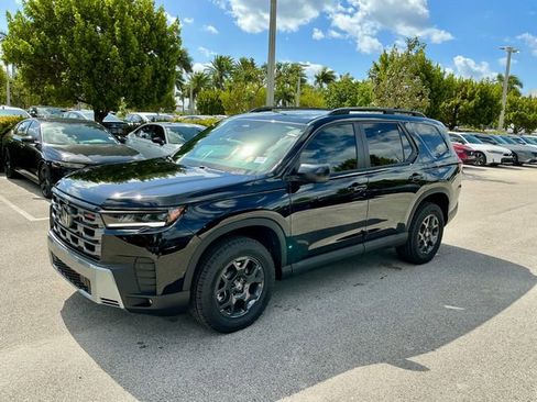New 2026 Honda Pilot TrailSport image 3