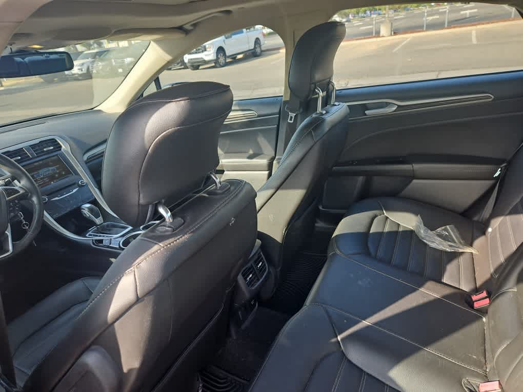 Used 2013 Ford Fusion SE FWD image 11