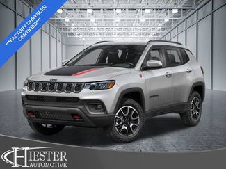 Used 2023 Jeep Compass Trailhawk AWD/4WD video 1