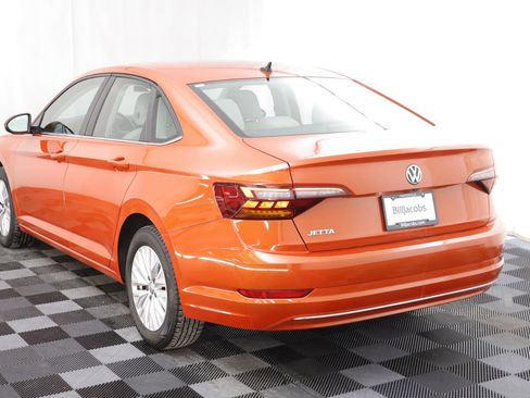 Used 2019 Volkswagen Jetta SE image 15