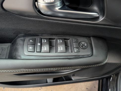 New 2026 Chrysler Pacifica Select image 15