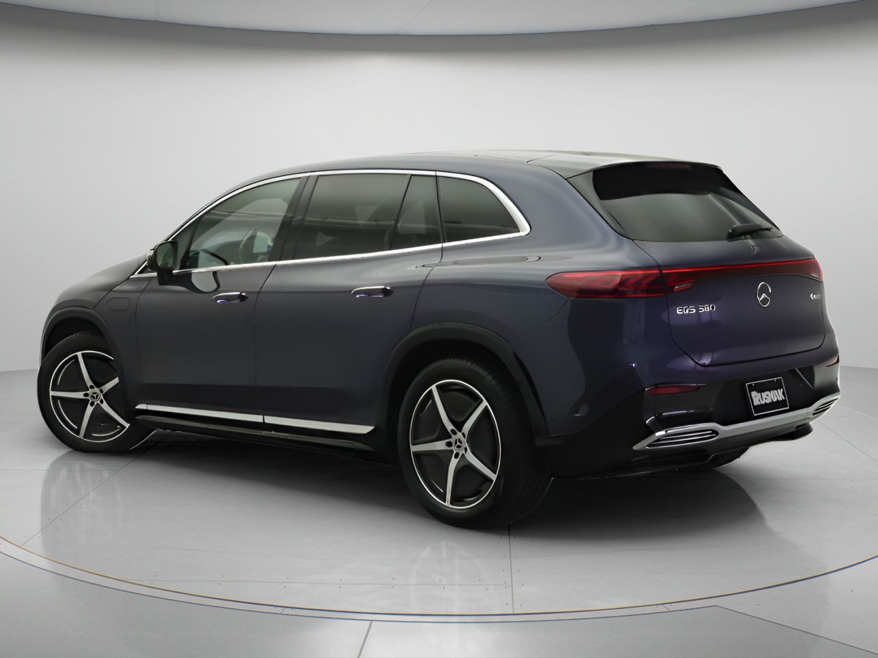 Certified 2023 Mercedes-Benz EQS 580 4MATIC SUV image 2