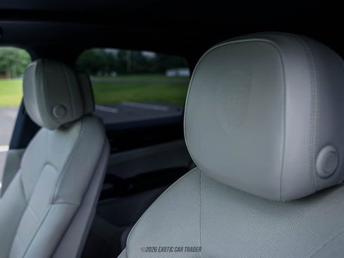 Used 2020 Porsche Cayenne AWD/4WD image 39