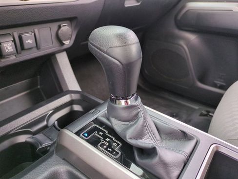 Used 2023 Toyota Tacoma SR5 RWD image 12