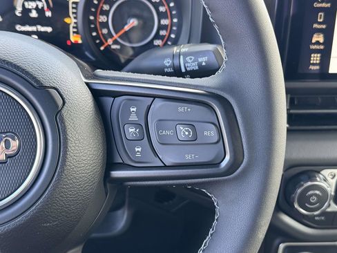 New 2026 Jeep Gladiator Rubicon AWD/4WD image 10
