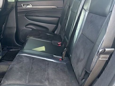 Used 2018 Jeep Grand Cherokee Altitude AWD/4WD image 19