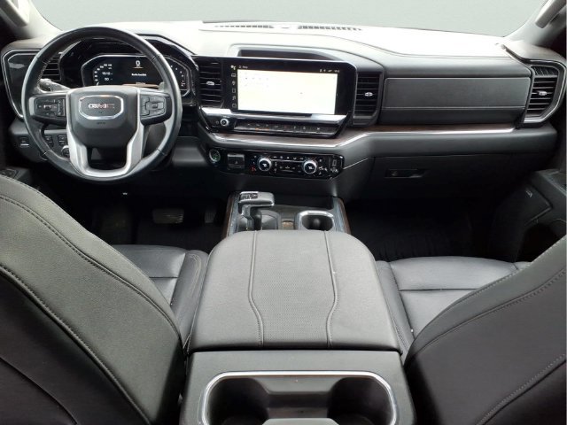 Used 2024 GMC Sierra 1500 SLT w/ SLT Premium Plus Package AWD/4WD image 11