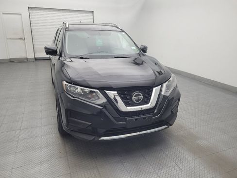 Used 2018 Nissan Rogue SV w/ Premium Package AWD/4WD image 14