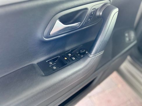 Used 2012 Volkswagen CC Sport FWD image 35