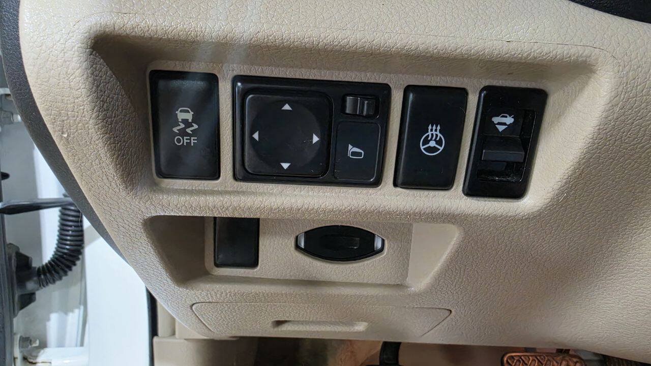 Used 2013 Nissan Maxima 3.5 SV w/ Premium Pkg FWD image 20