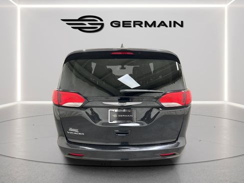 Used 2021 Chrysler Voyager Lxi image 9
