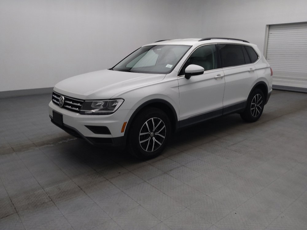 Used 2021 Volkswagen Tiguan SE FWD image 2