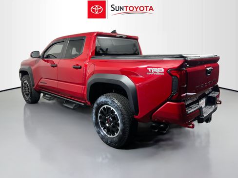 Used 2025 Toyota Tacoma TRD Off-Road AWD/4WD image 6